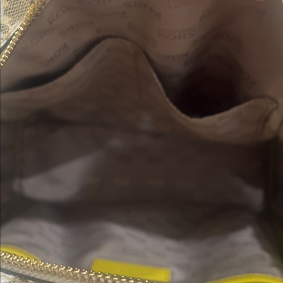 Michael Kors Floral Yellow Backpack with MK logo - Picture 15 of 17